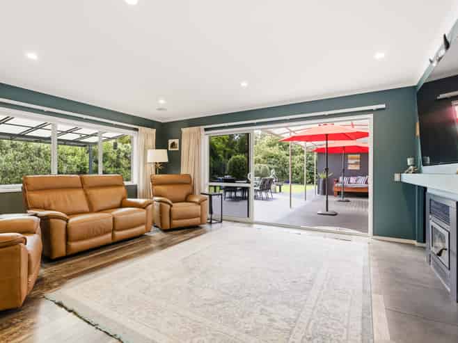 11 Carpentras Way, Nukuhau