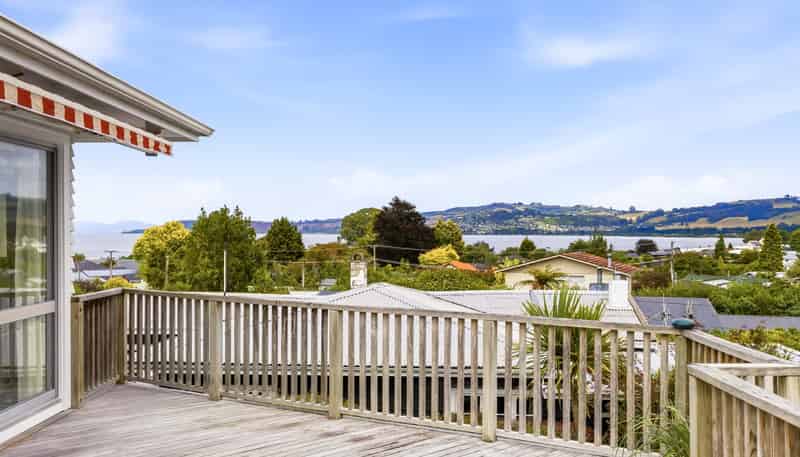 7 Henry Hill Road, Taupo