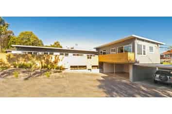 4/10A Maclaurin Street, Blockhouse Bay