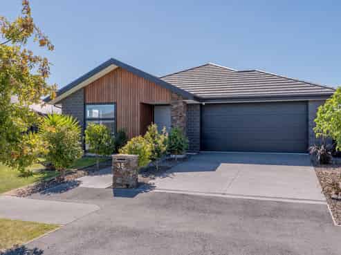 35 Craig Thompson Drive, Lincoln