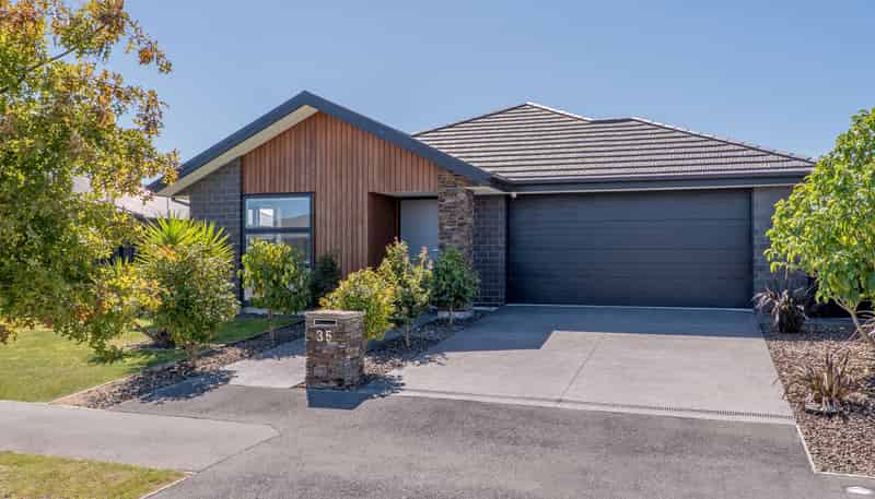 35 Craig Thompson Drive, Lincoln