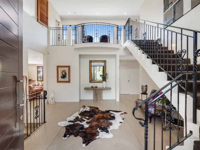 2 Glenoaks Rise, Mellons Bay