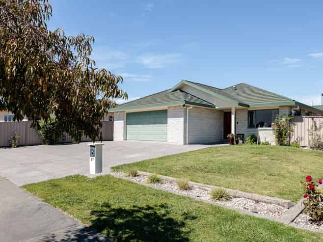 37 Brooklands Drive, Havelock North