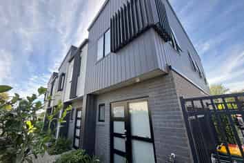 4/644 Te Atatu Road, Te Atatu Peninsula