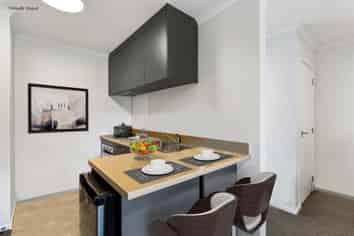 7 & 8/13 Crescent Court, Melville