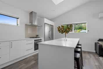 38 Churchill Avenue, Richmond