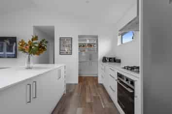 38 Churchill Avenue, Richmond