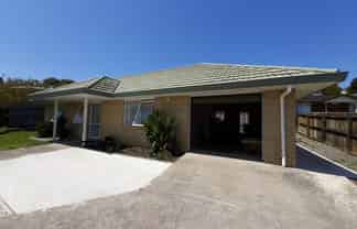 35B Kopara Place, Clendon Park