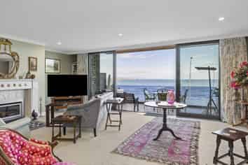 8/88 Lake Terrace, Taupo