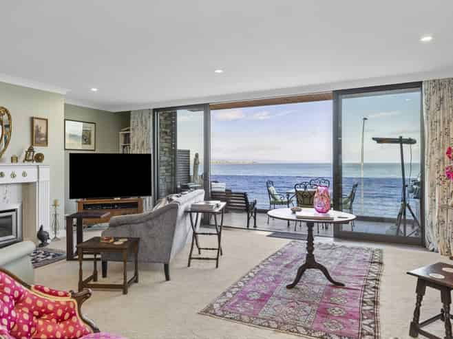 8/88 Lake Terrace, Taupo