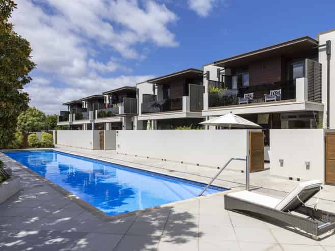 8/88 Lake Terrace, Taupo