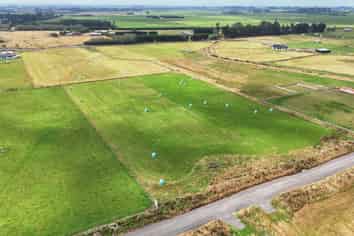 35 Dairy Way, Seaward Bush