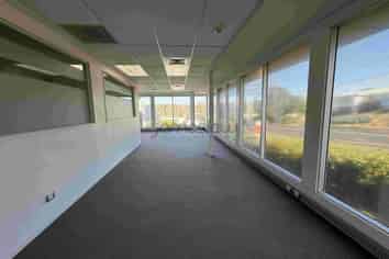 Modern Wairau Office with Huge Exposure