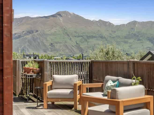 20 Edgewood Place, Wanaka