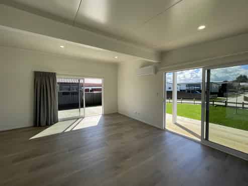 27 Russell Street, Otane