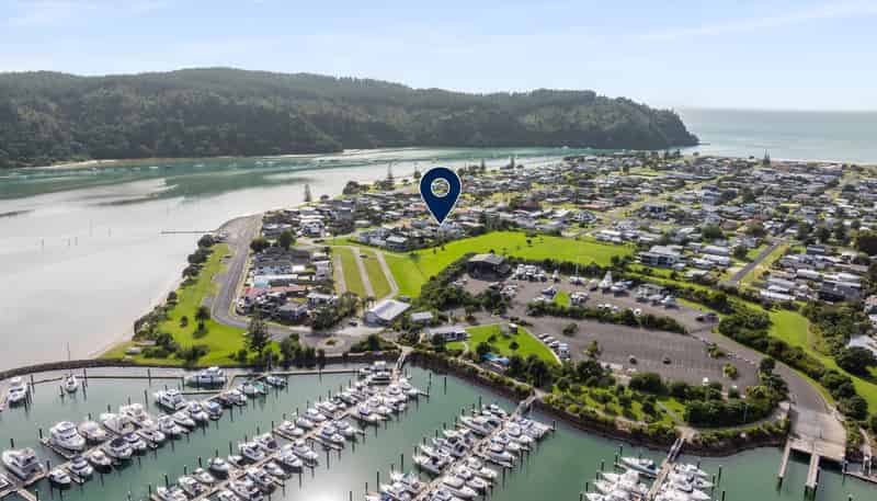617B Harbour View Road, Whangamata