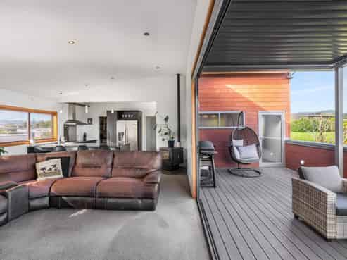 617B Harbour View Road, Whangamata