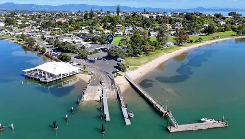 4 The Esplanade, Omokoroa