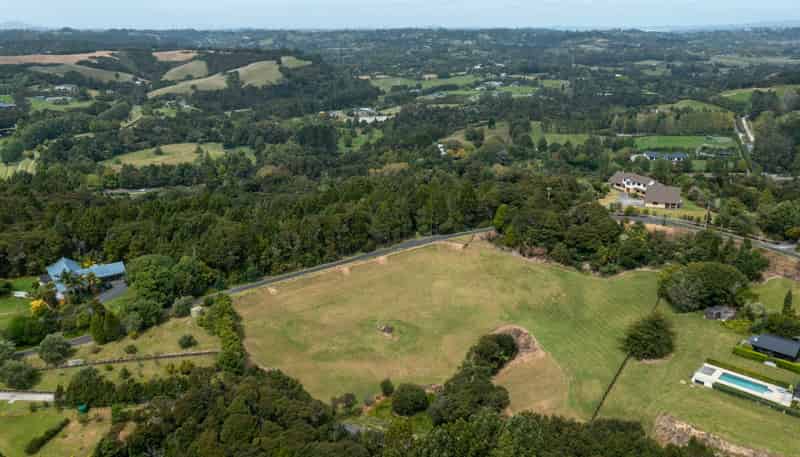 214a Three Oaks Drive, Dairy Flat