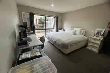 7 Bunker Rise, Golflands