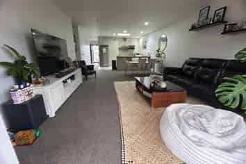 7 Bunker Rise, Golflands