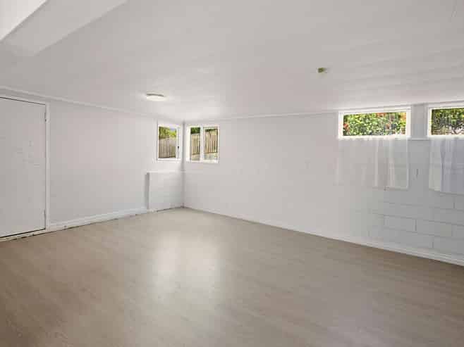 135 Church Street, Onerahi