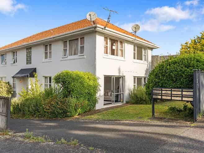 2/129 Victoria Avenue, Remuera