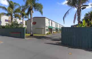 8/1 Coates Street, Hamilton East