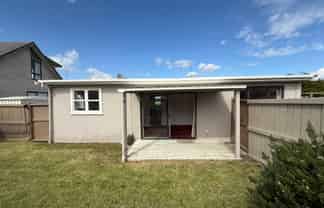 74B Pukehina Parade, Pukehina