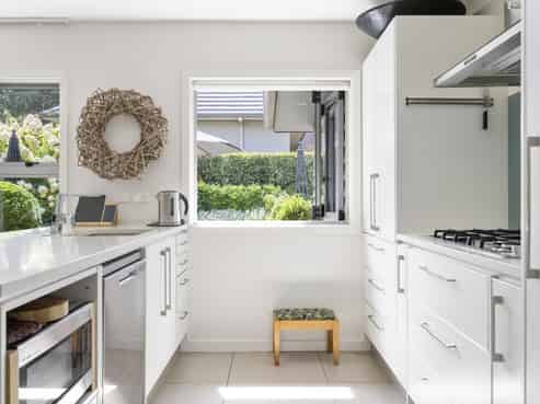 1/12 Sunset Street, Hilltop