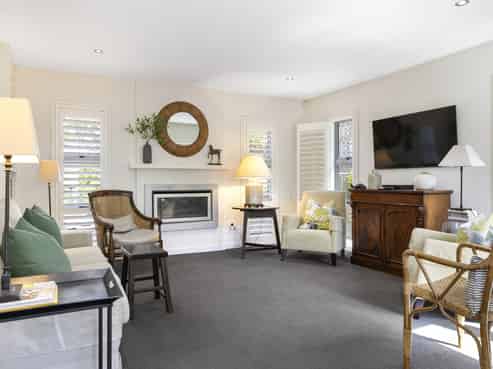 1/12 Sunset Street, Hilltop