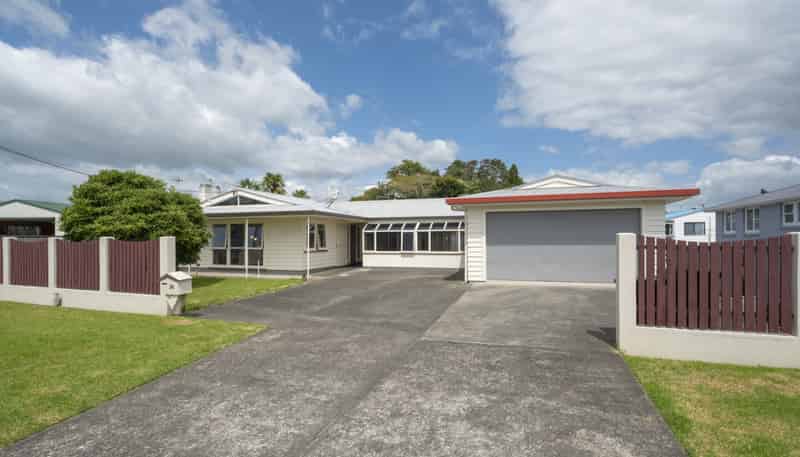 34 Chadwick Road, Greerton