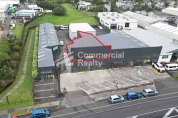 First Floor Office - 180M² Or 90M²