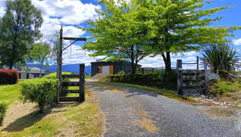 25 Butts Road, Reefton