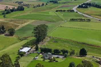 10 Four Mile Creek Road, Te Houka