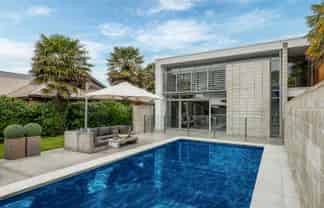 60 Aikmans Road, Merivale