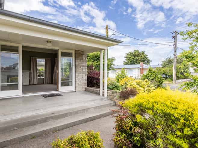 405 Purser Place, Mahora