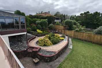 149 East Coast Road, Castor Bay