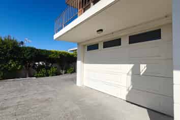 149 East Coast Road, Castor Bay