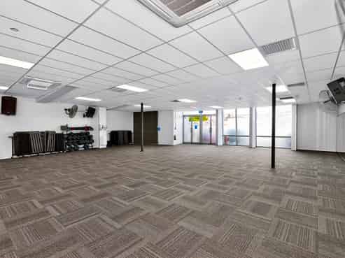 Prime Trophy - 9-Year Lease to National Tenant 