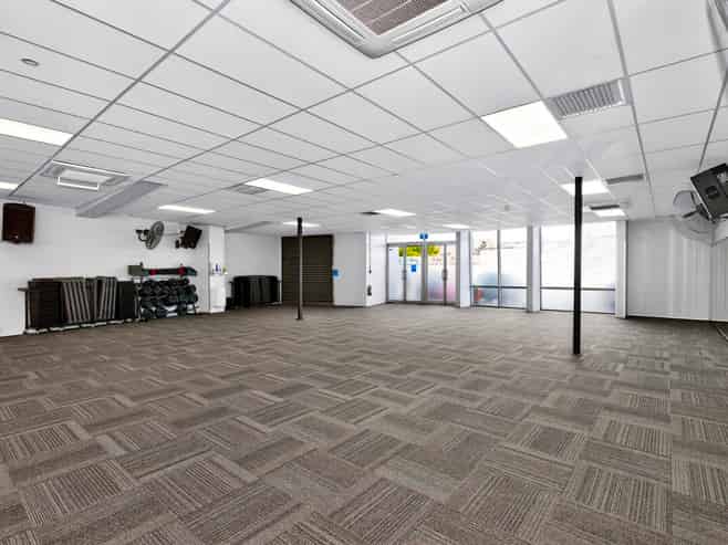 Prime Trophy Asset - 9 Year Lease to National Tenant 