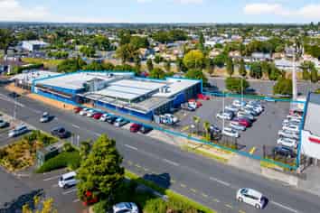 Prime Trophy Asset - 9 Year Lease to National Tenant 