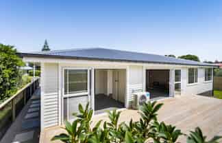 35 Dorset Street, Opunake