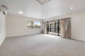 3/85 Florence Avenue, Orewa