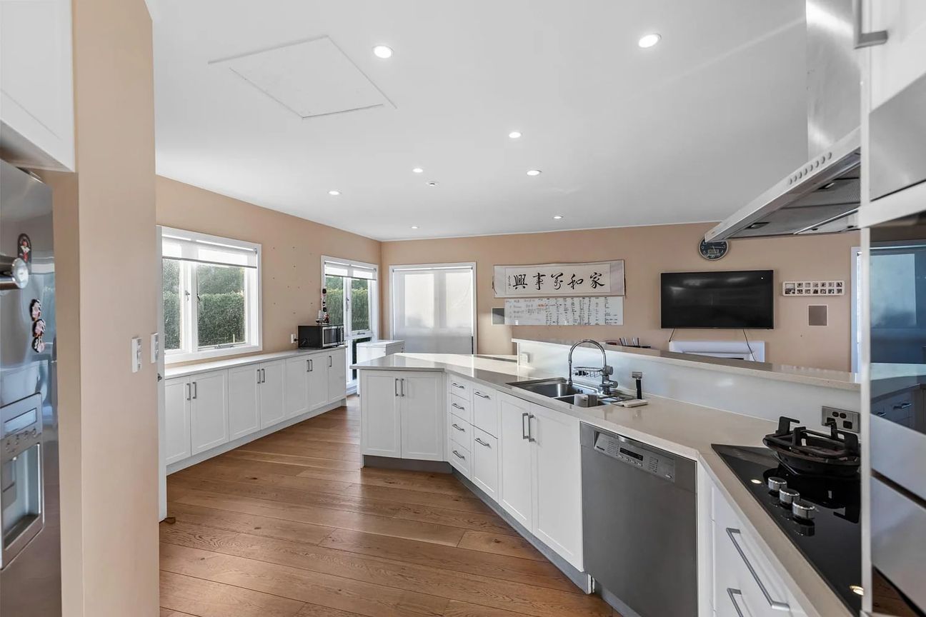 Premium home with three great options - Więcej