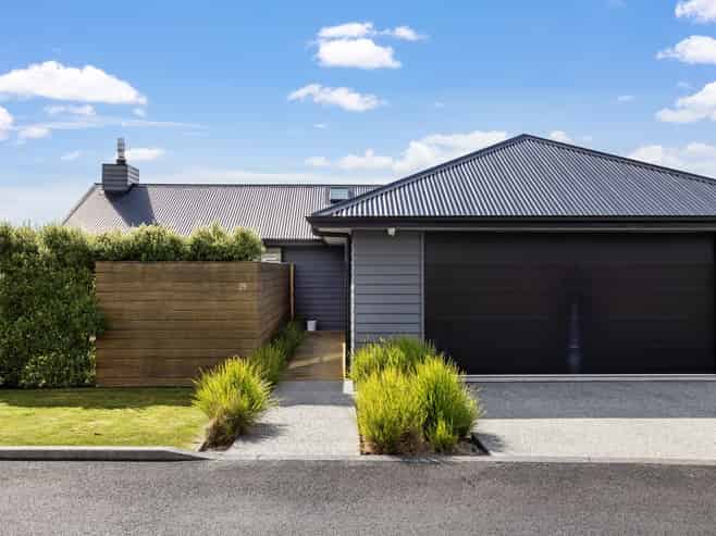 29 Awa Toru Drive, Fairfield