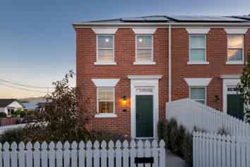 4/30 Hargest Crescent, Sydenham