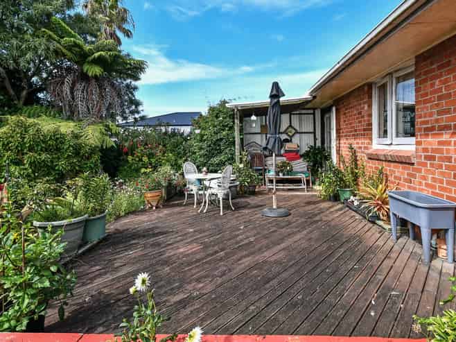 19 Blanes Road, Weymouth