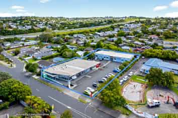 Multi Tenanted Investment + Future Upside