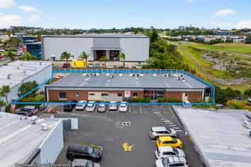 Modern, Top Quality North Shore Investment